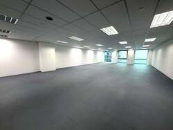 Oue Downtown (D1), Office #599578781
